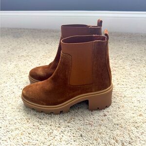Antonio de Faria tan suede boots- NEW